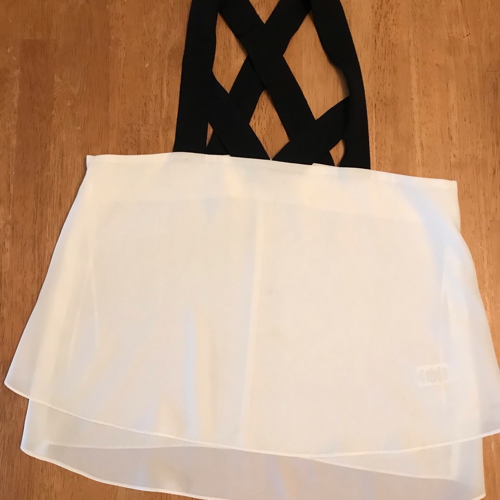 Black and white top by 1 State, size small